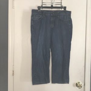 Old Navy “The Flirt” convertible cropped jeans